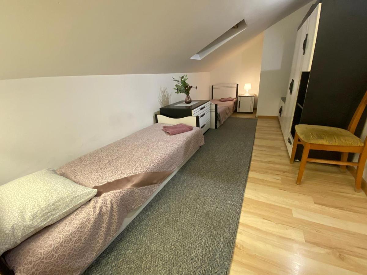 Hostel Piaseczno Piaseczno  Exteriör bild
